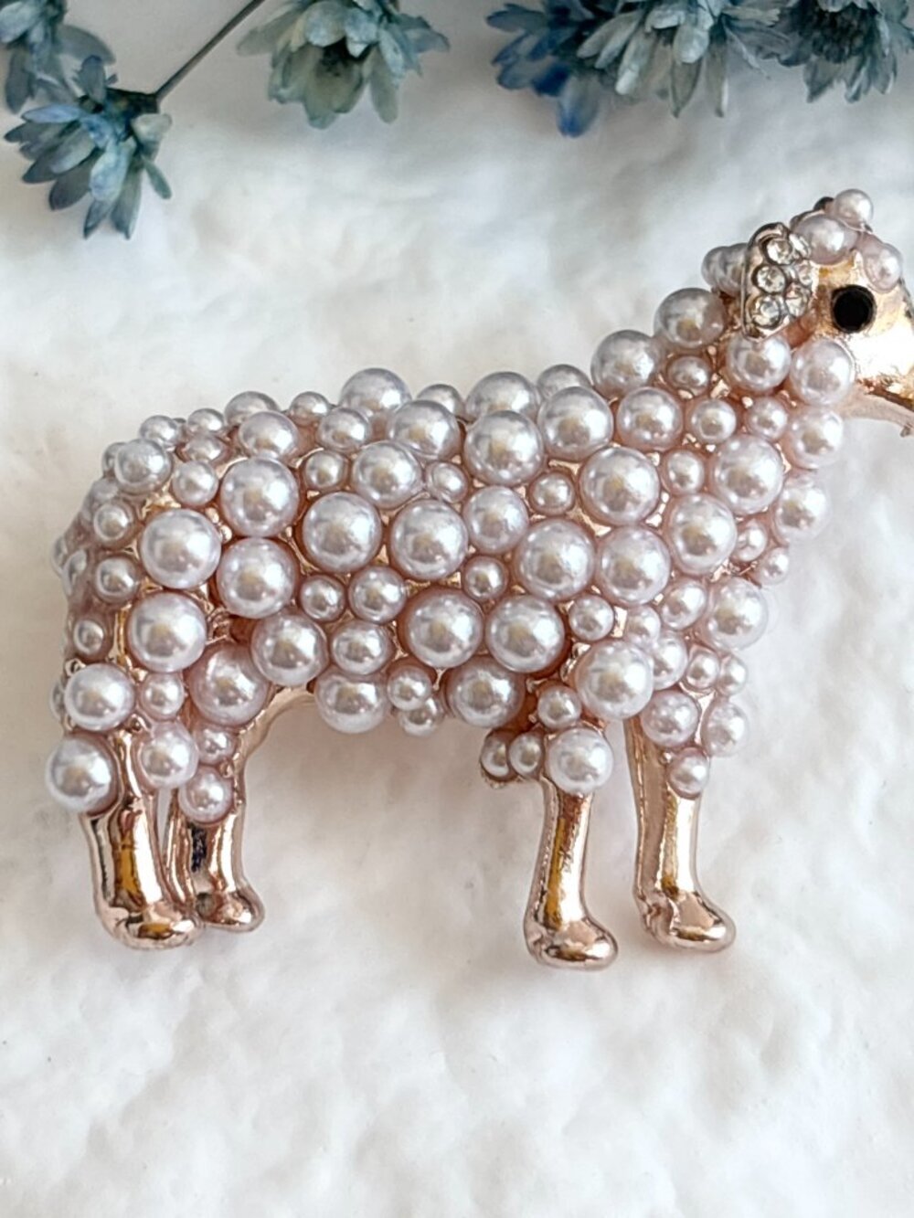 Sheep Figural Faux Pearl Accented Gold Toned Vintage Inspired Brooch Pin - Picture 3 of 14